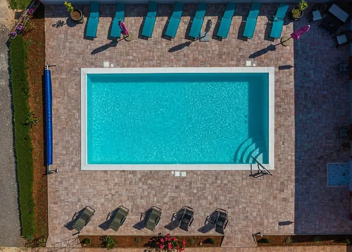 Guest house Danka With Shared Pool