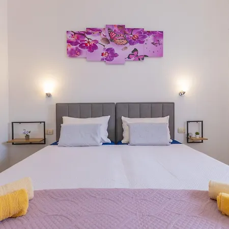 Guest house Danka With Shared Pool Pula