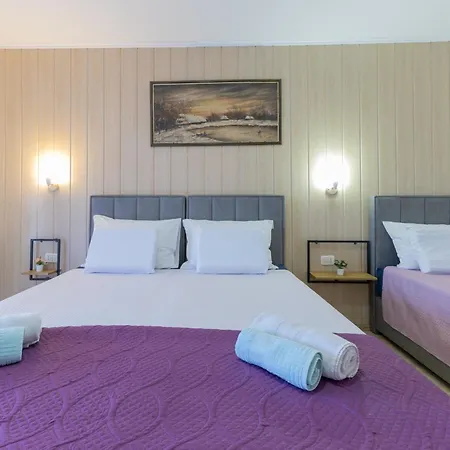 Danka With Shared Pool Guest house 3*
